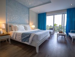 5 Cara Memilih Gorden Kamar Tidur